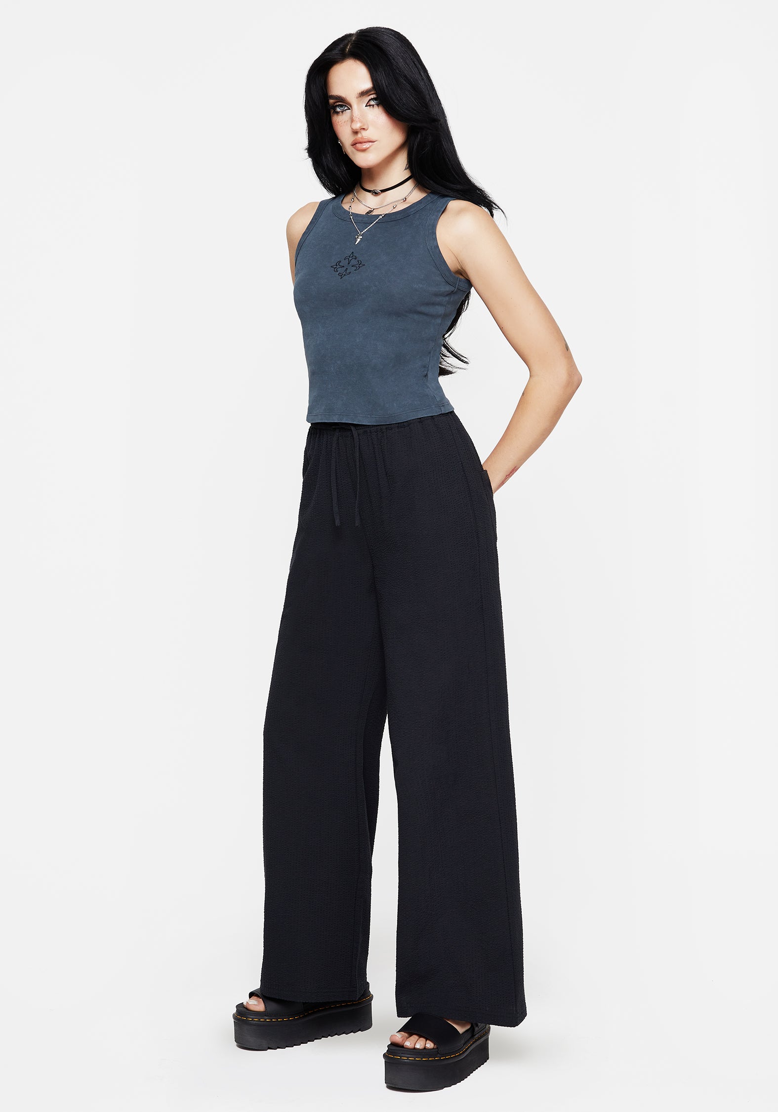 Are straight leg trousers flattering?
