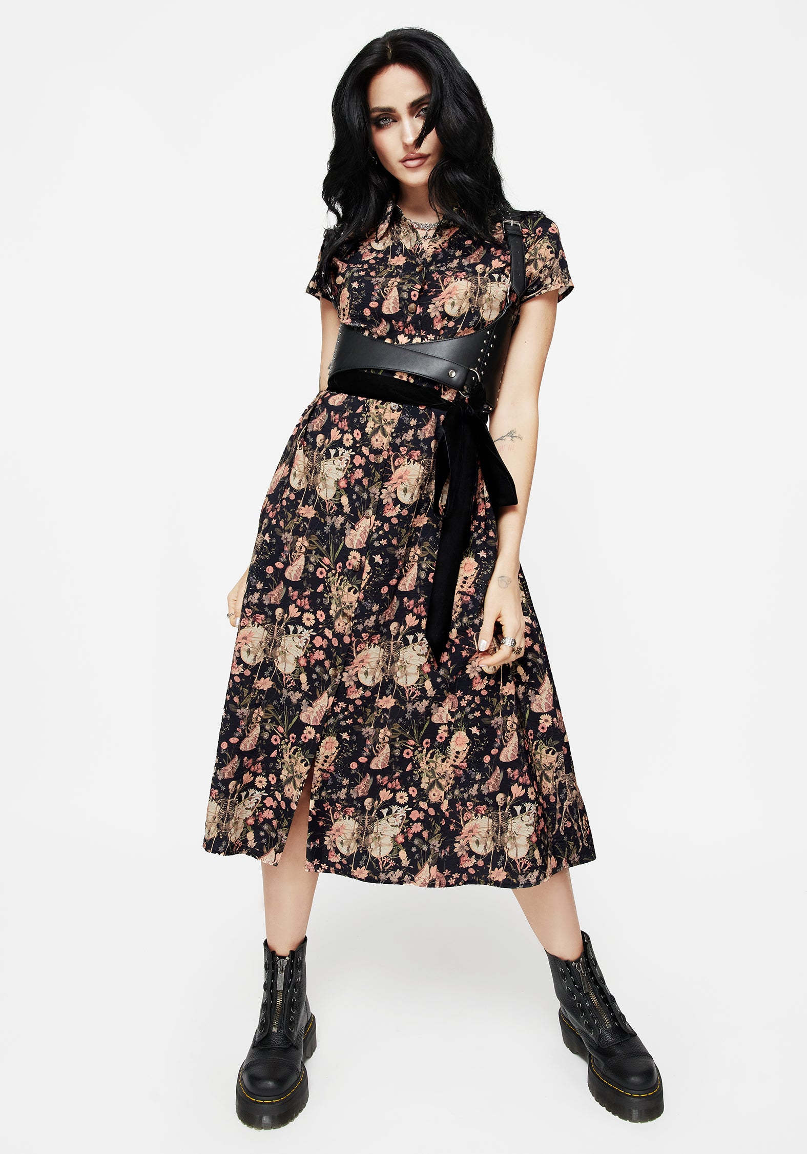 knee length dresses for ladies Short Sleeve Black Floral Print Midi Dress main image 0