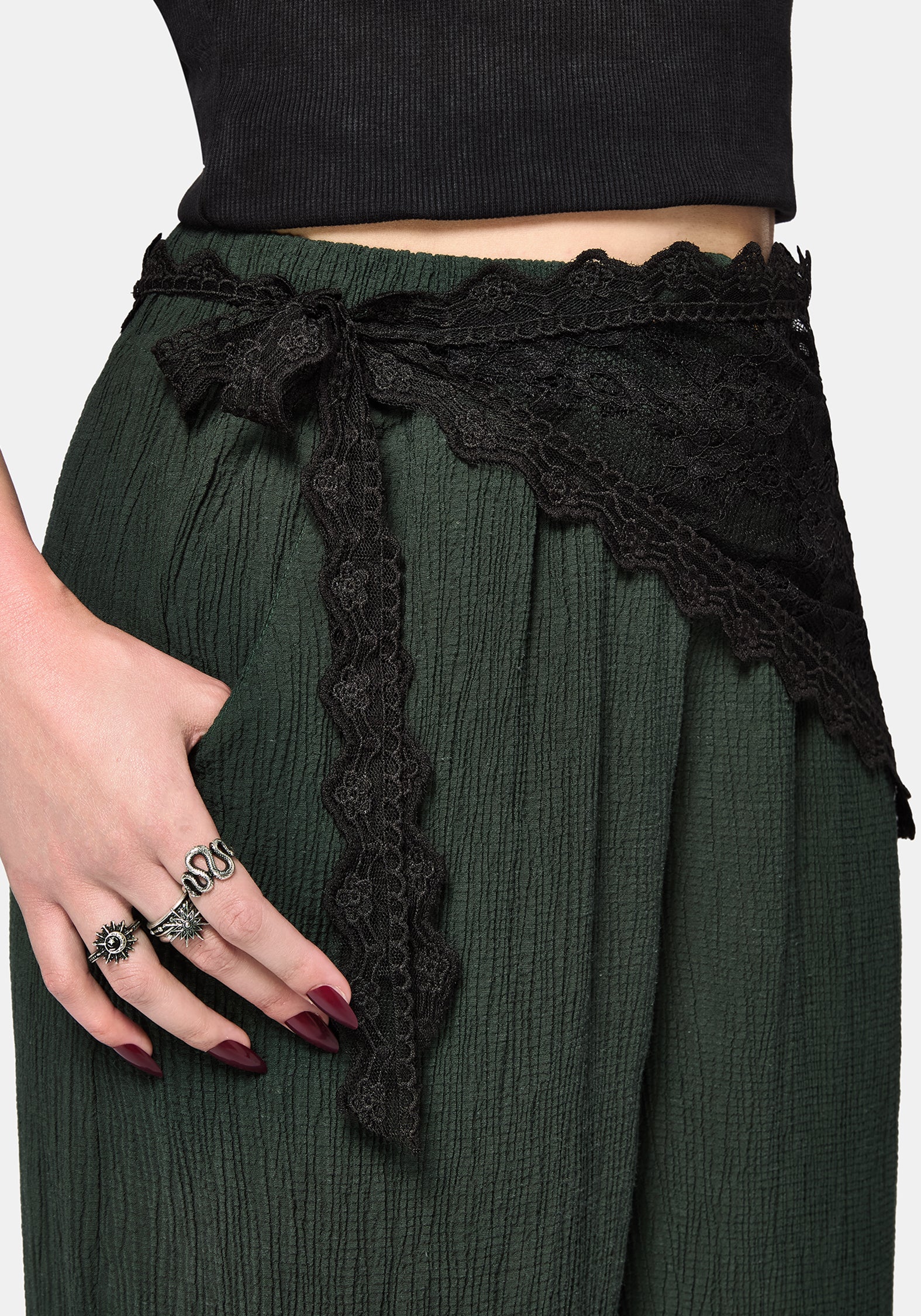 Vivilla Lace Triangle Scarf