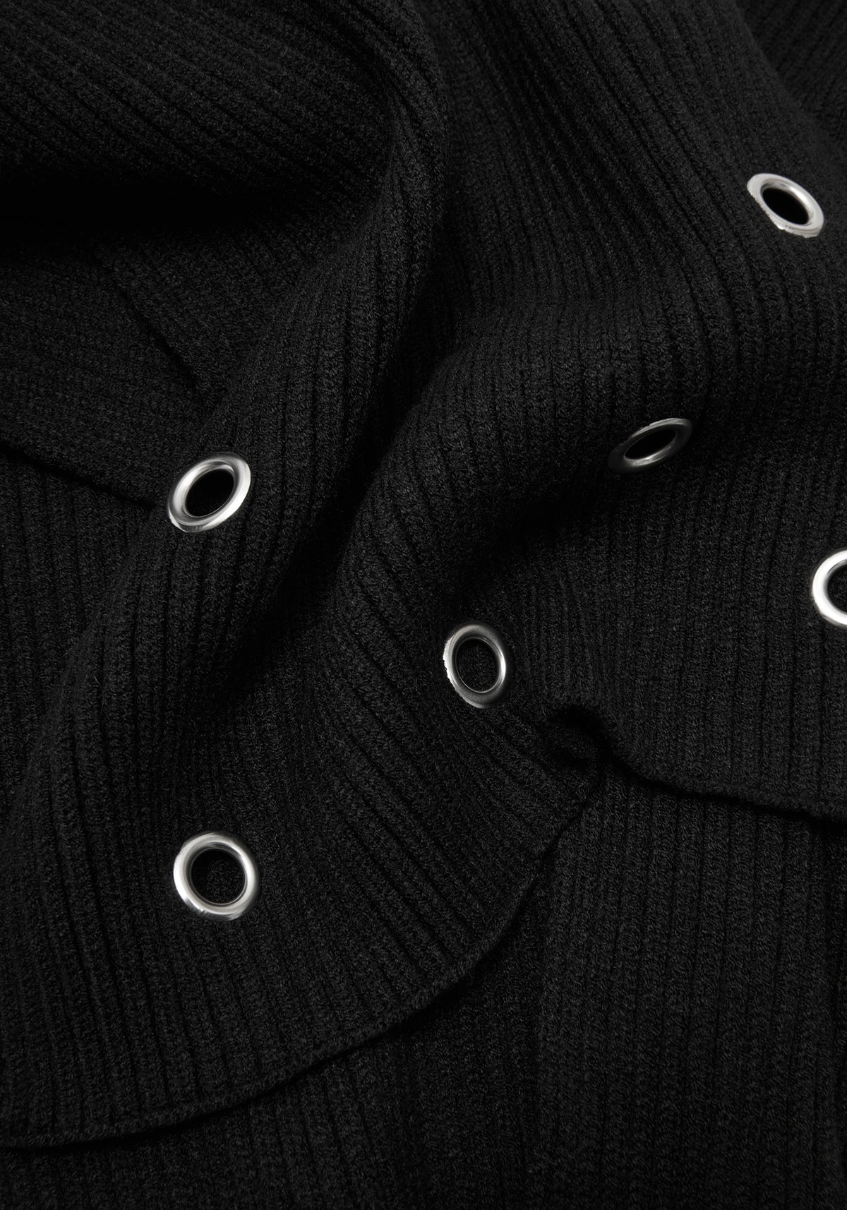 Hellona Eyelet Scarf