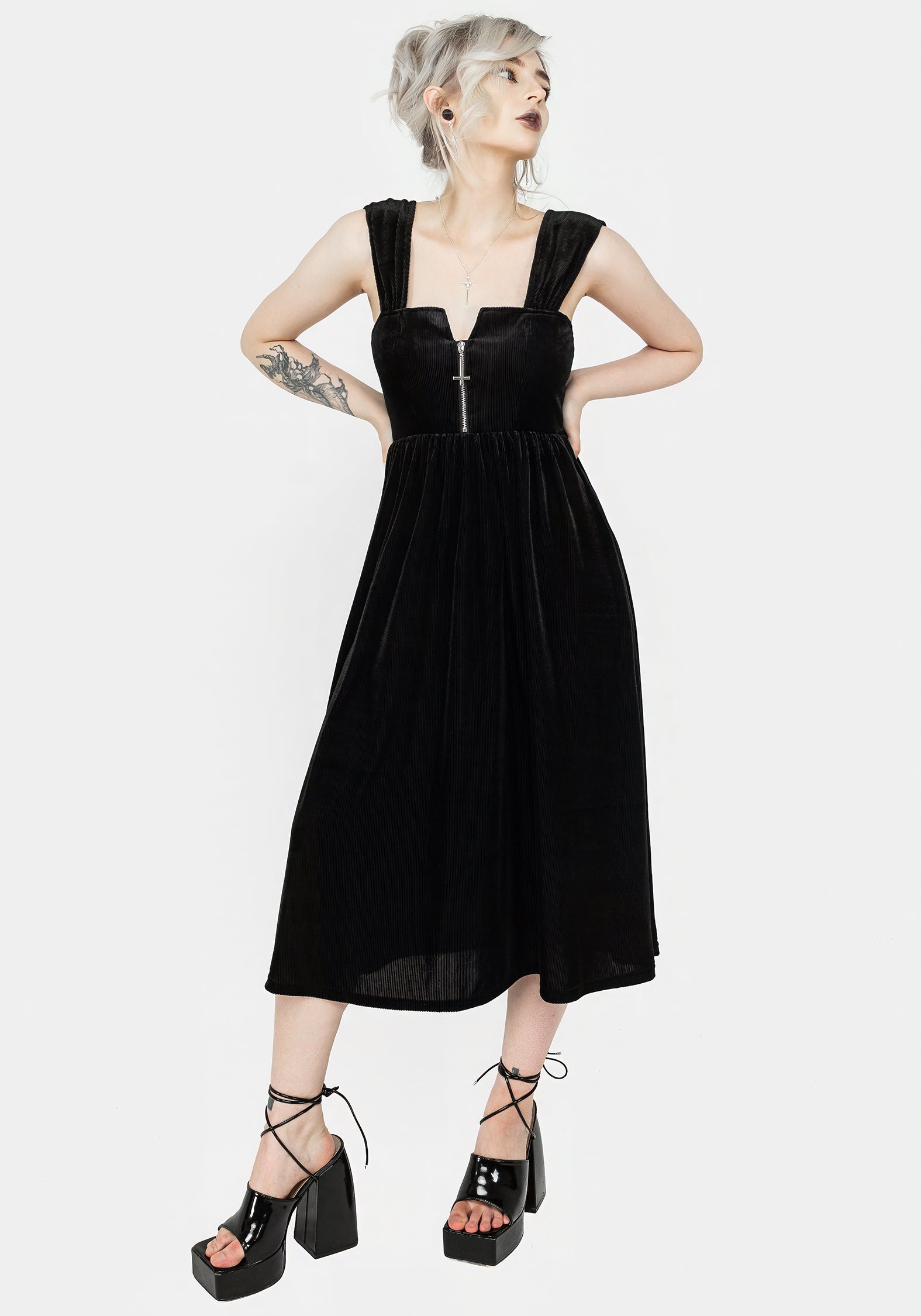 Heartless Zip Front Midi Dress | Disturbia - Shop Women's Gothic