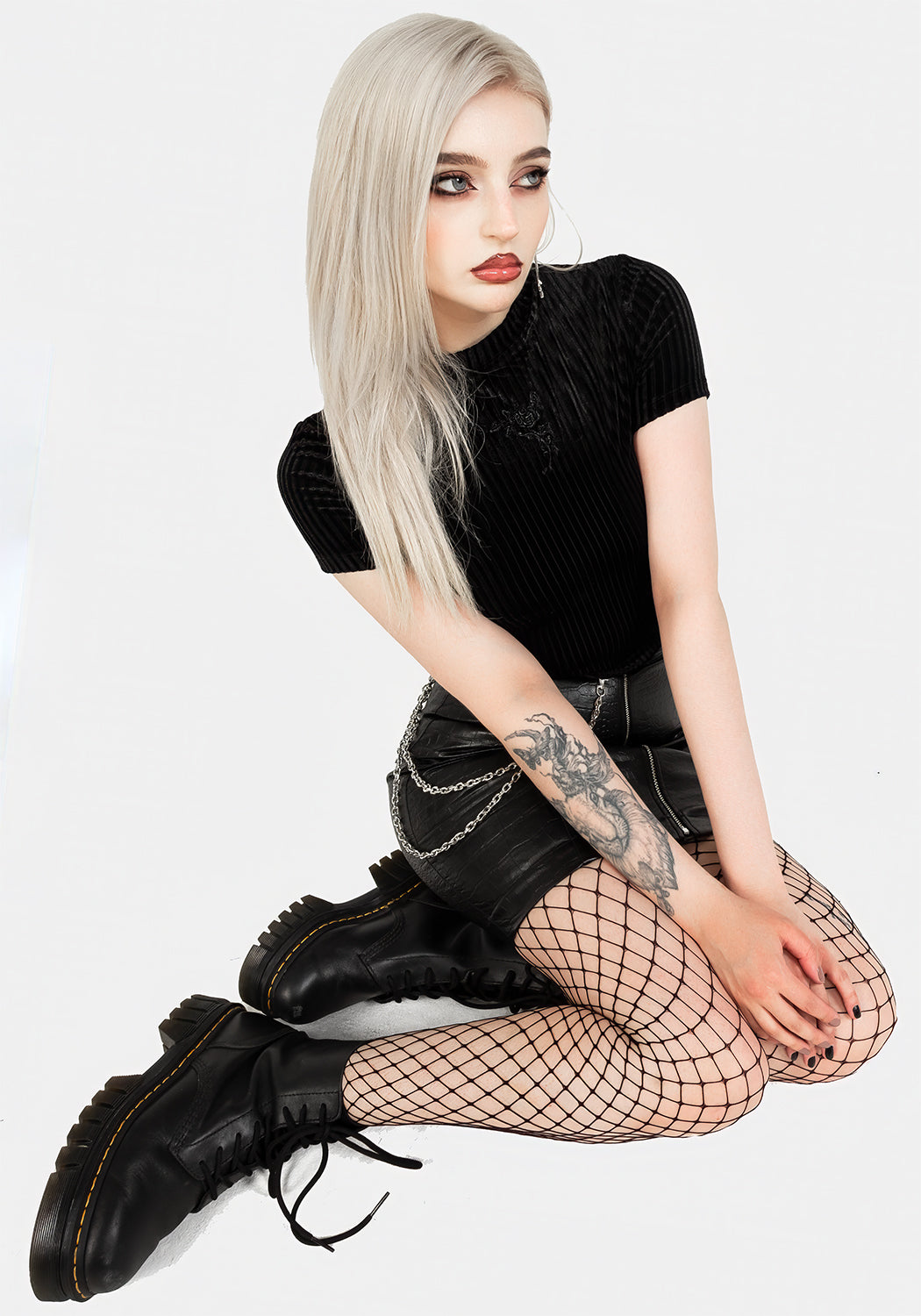 Rosaline Velour Rib Crop Top | Disturbia - Shop Women's Gothic
