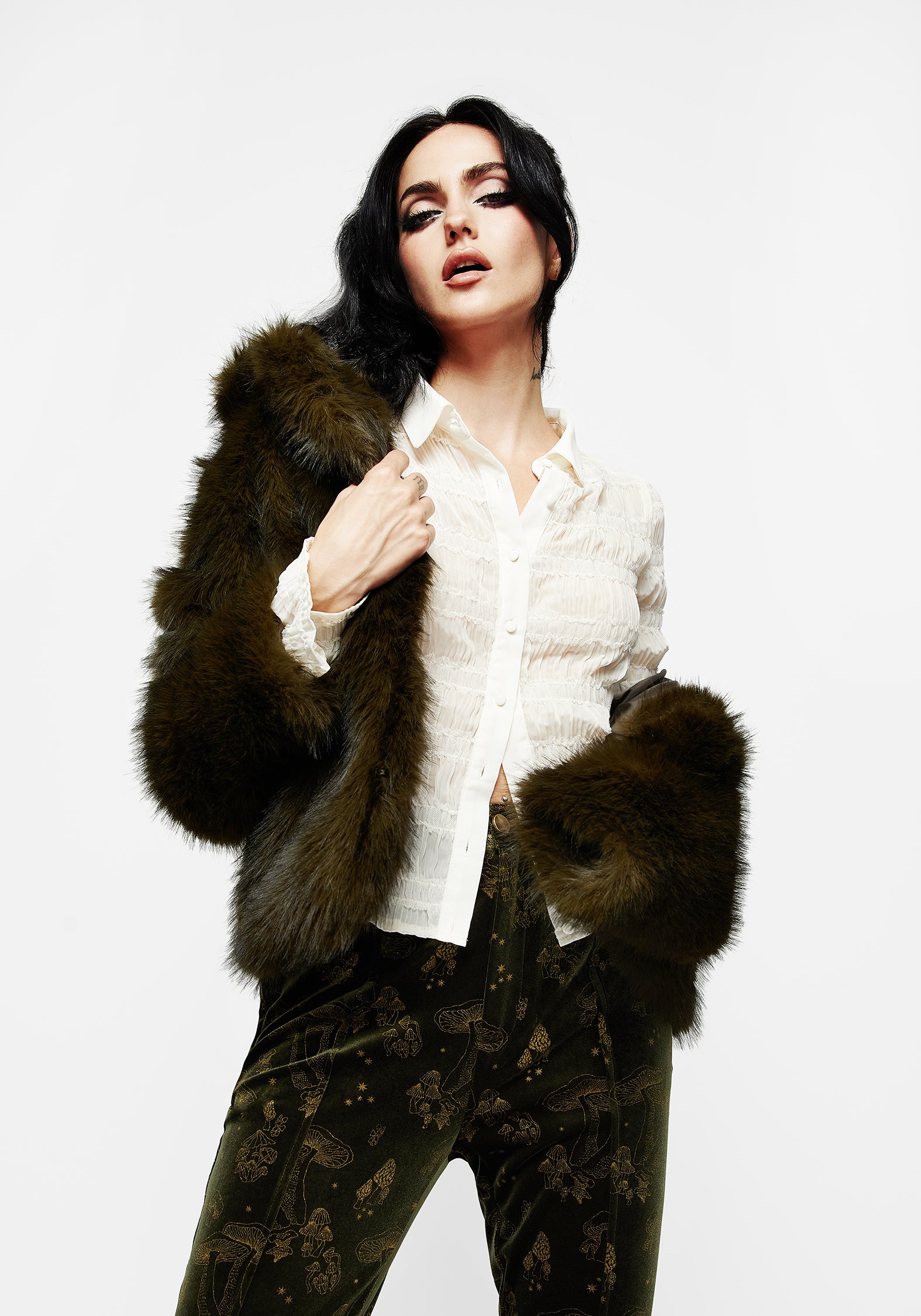 Monstrum Cropped Faux Fur Jacket | Disturbia - Shop Women's Gothic