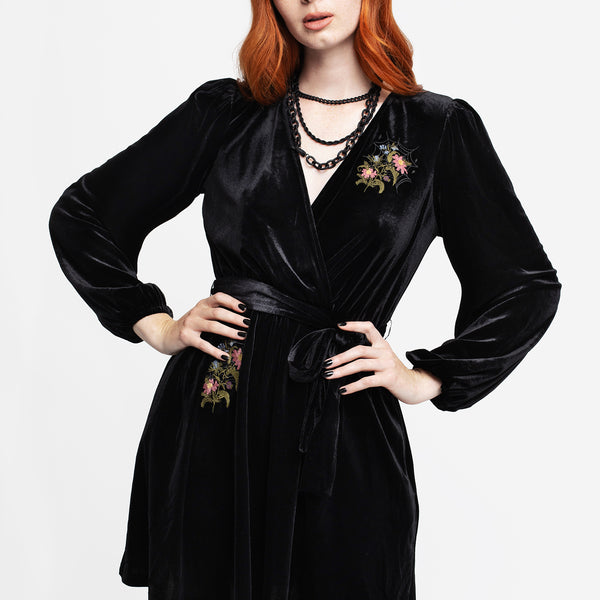 新品タグ付き♡ミストレアス♡Cape Set Velvet Dress♡ブラック Golden Era Cape in Black Velvet | Retro Inspired Clothing – Vixen