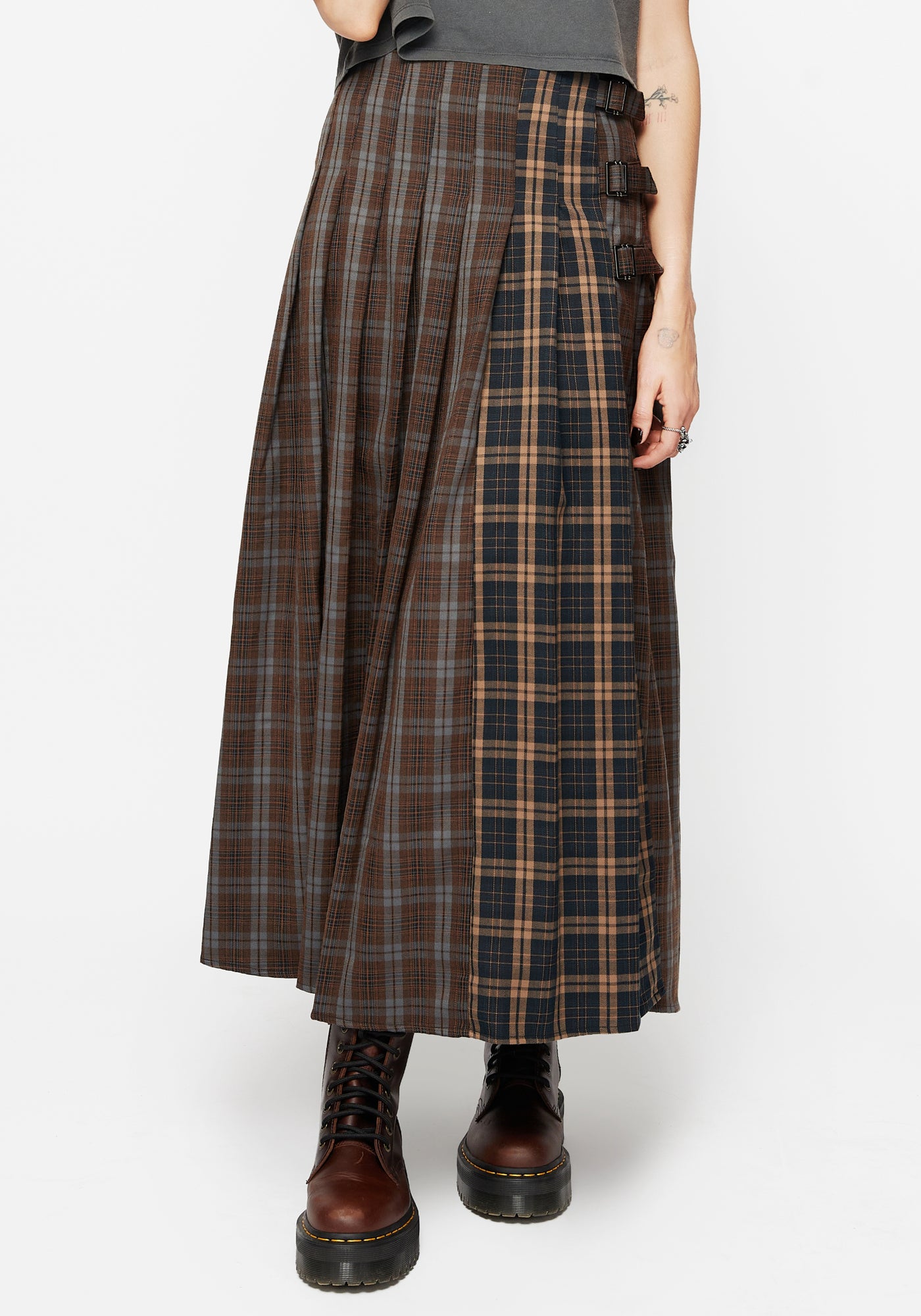 Raven Pleated Check Buckle Detail Maxi Skirt – Disturbia