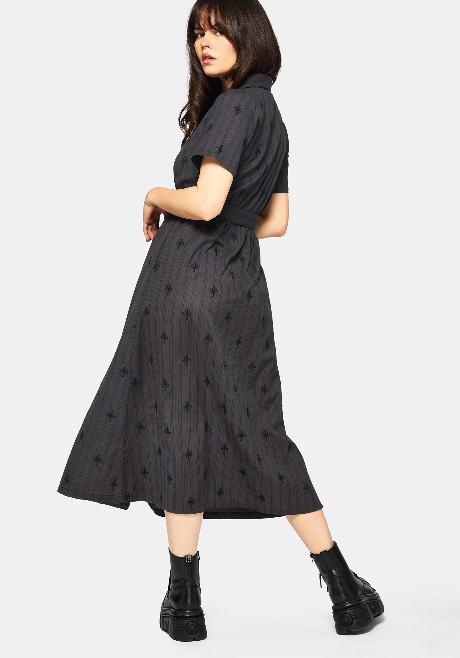 diana structured midi dress ALICE + OLIVIA Diana Sleeveless Structured Midi Dress
