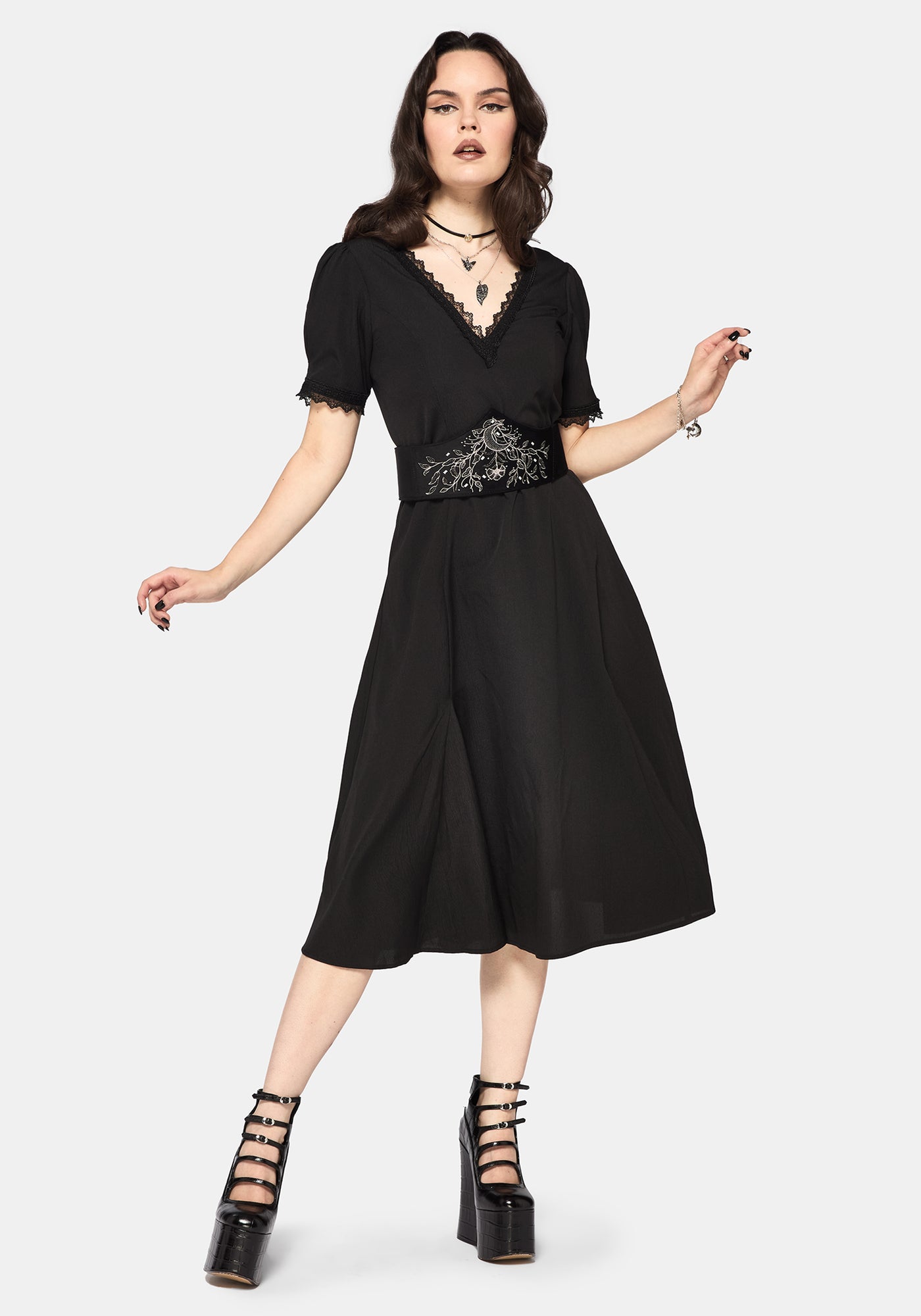 Sanzia Tie Back Lace Midi Dress – Disturbia