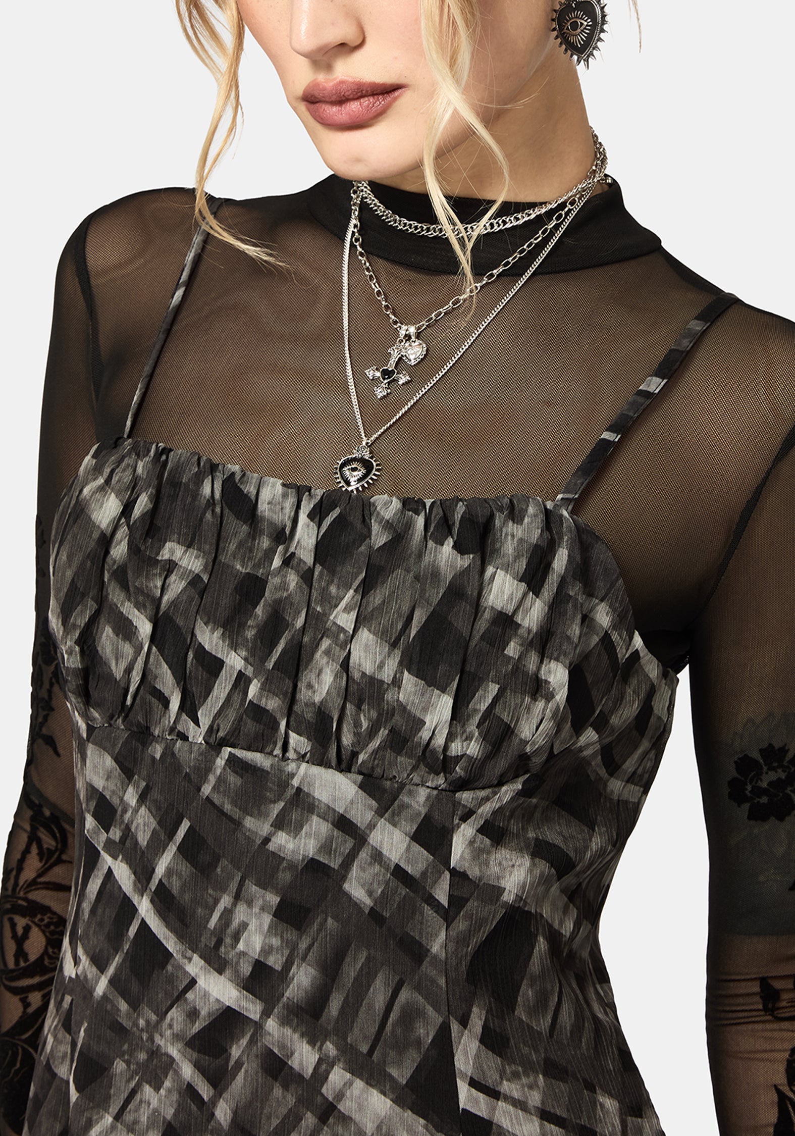Rhoswen Checked Cami Mini Dress – Disturbia
