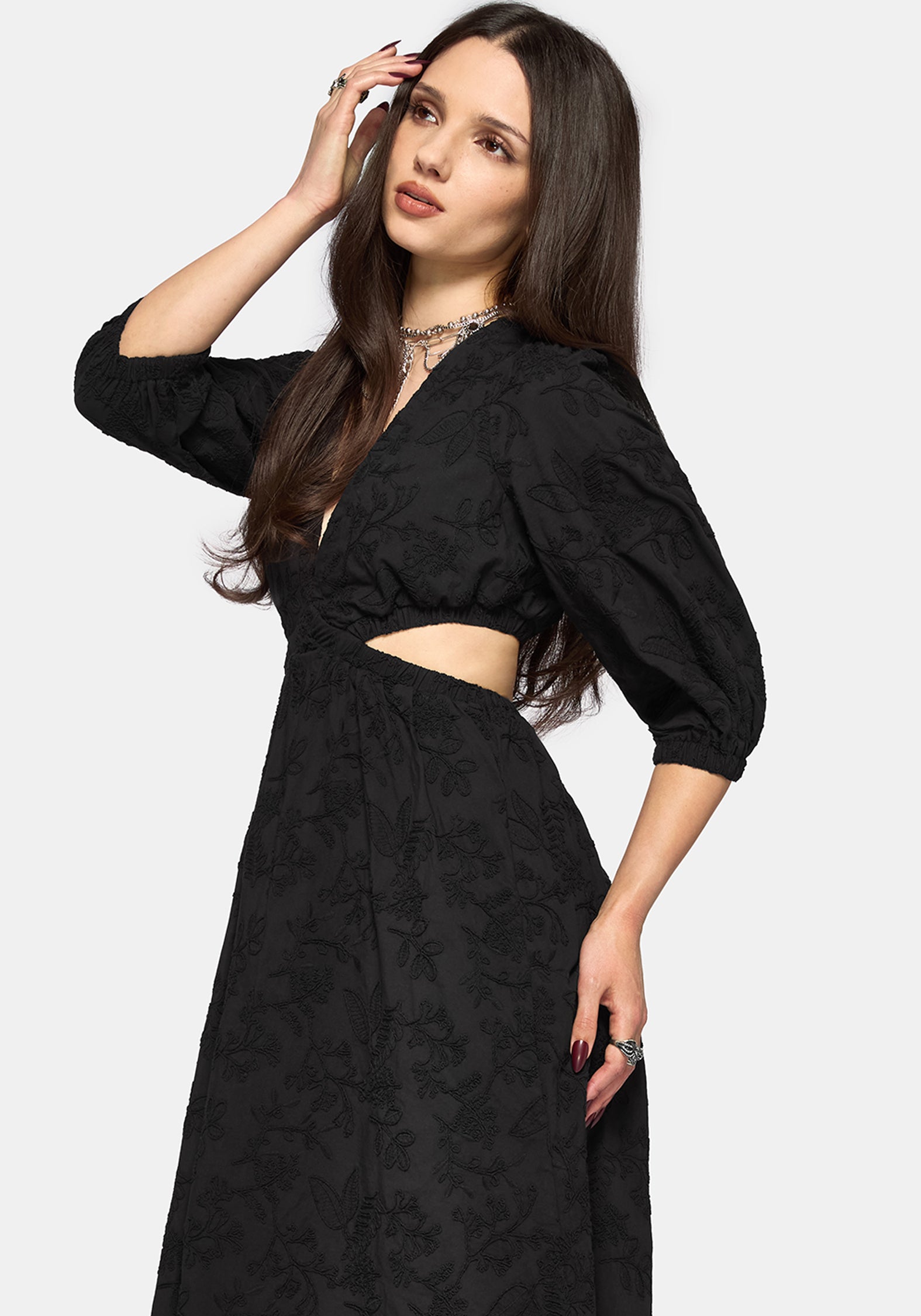Lila Broderie Cut Out Maxi Dress – Disturbia