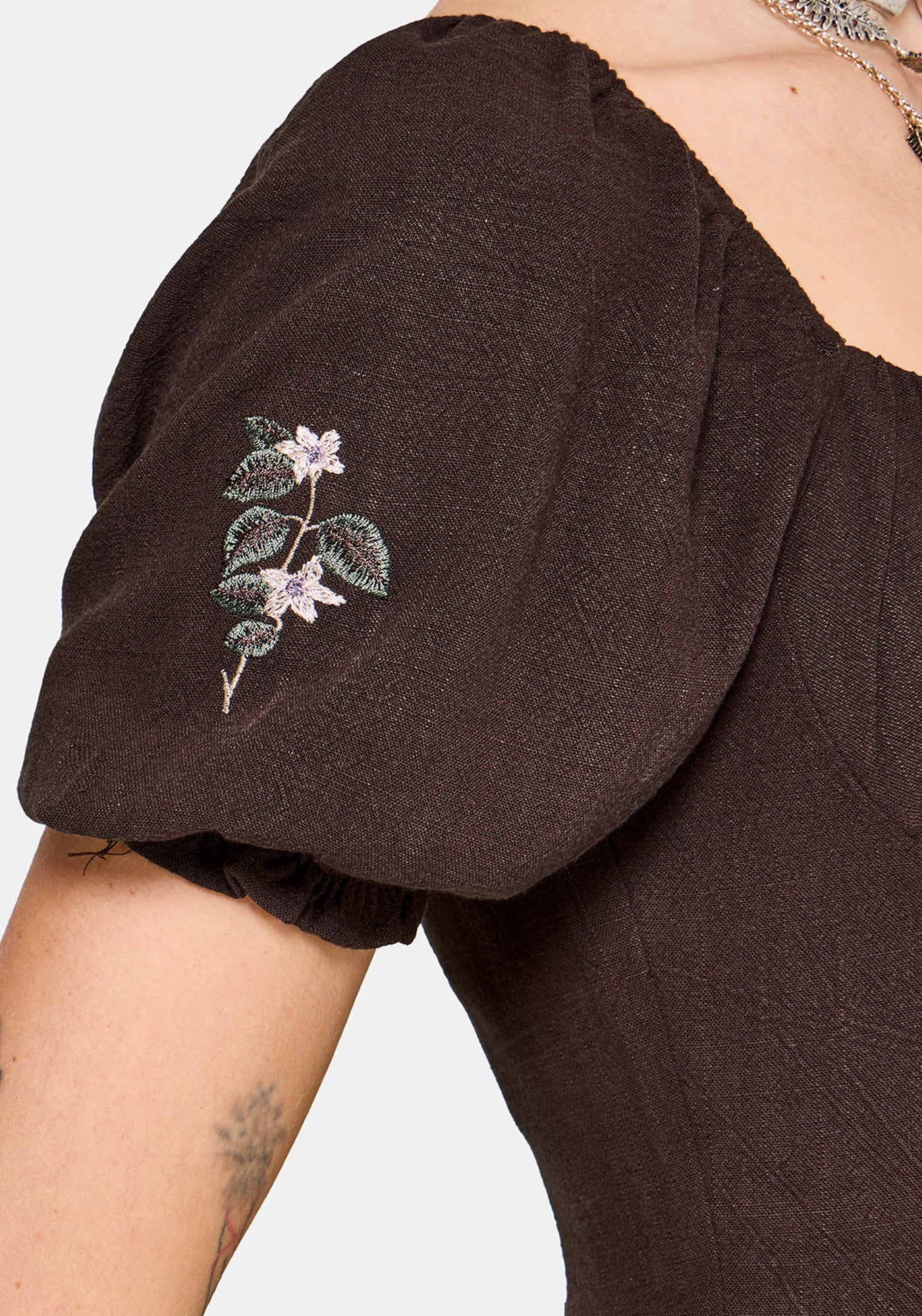 Faela Fairy Embroidered Milkmaid Ruched Midi Dress – Disturbia