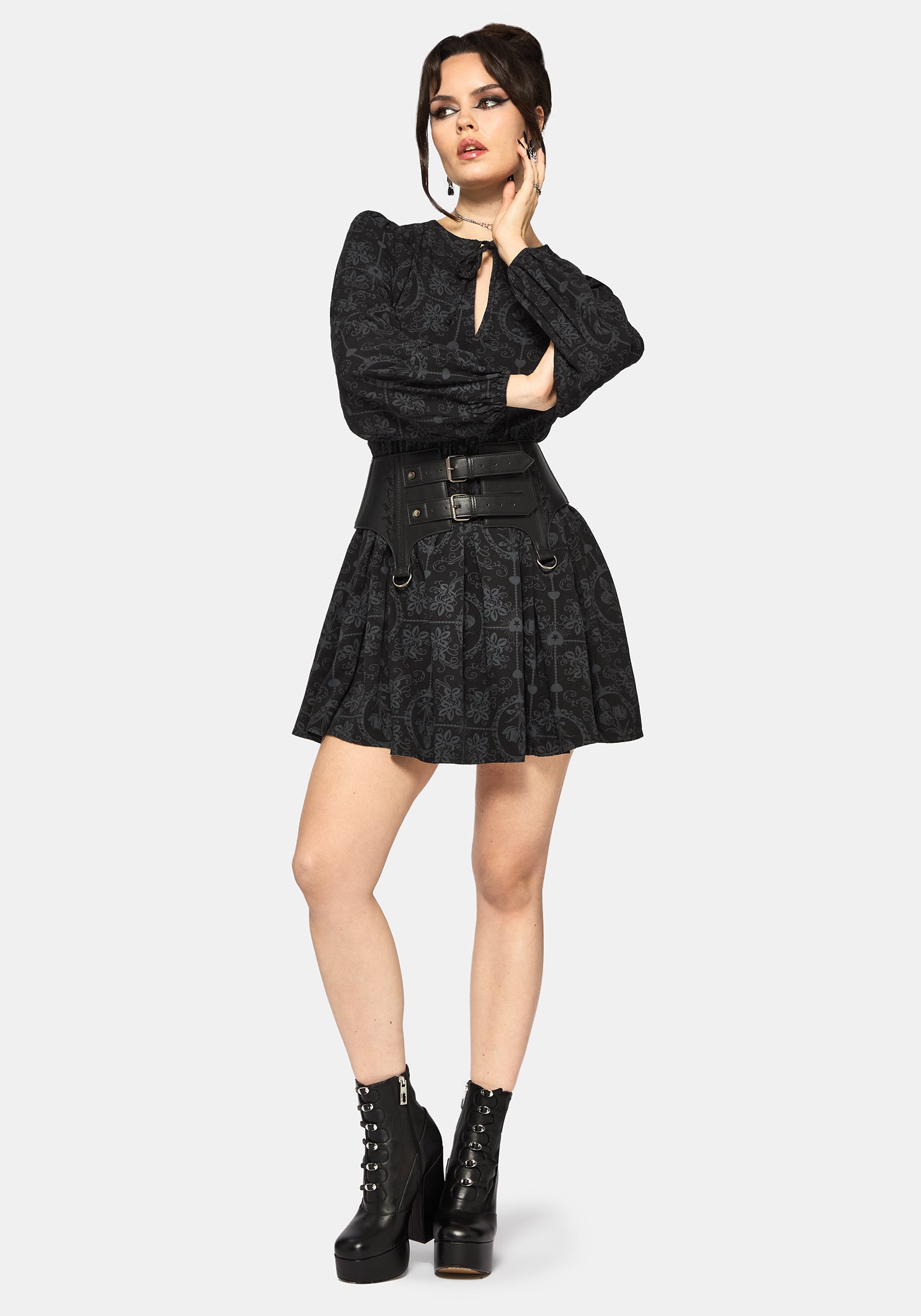 kiss land tie front mini dress Reformation Women's Tyra Floral Tie Front Minidress - Pink