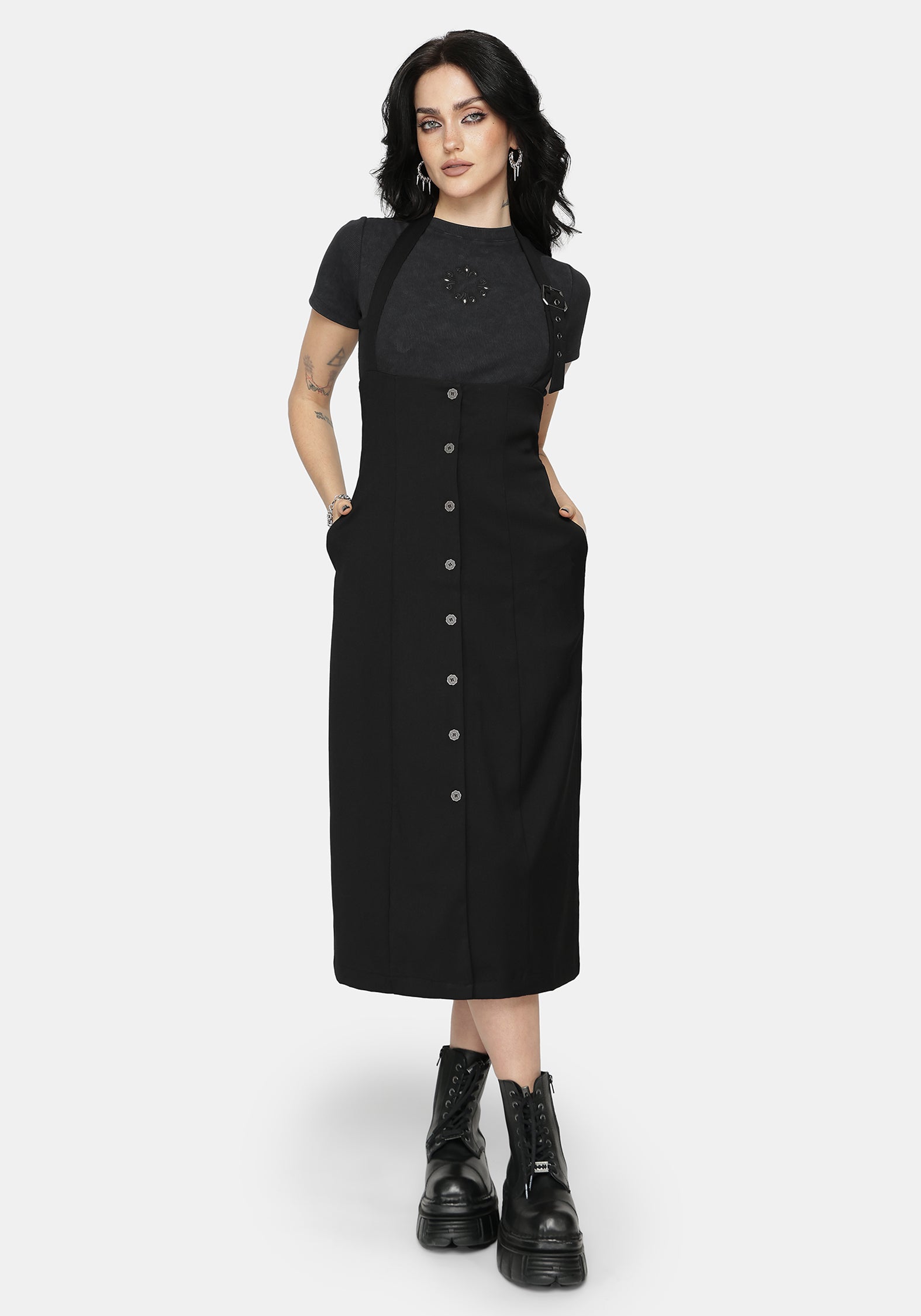 New Age Halter Neck Pinafore Midi Dress - Black – Disturbia