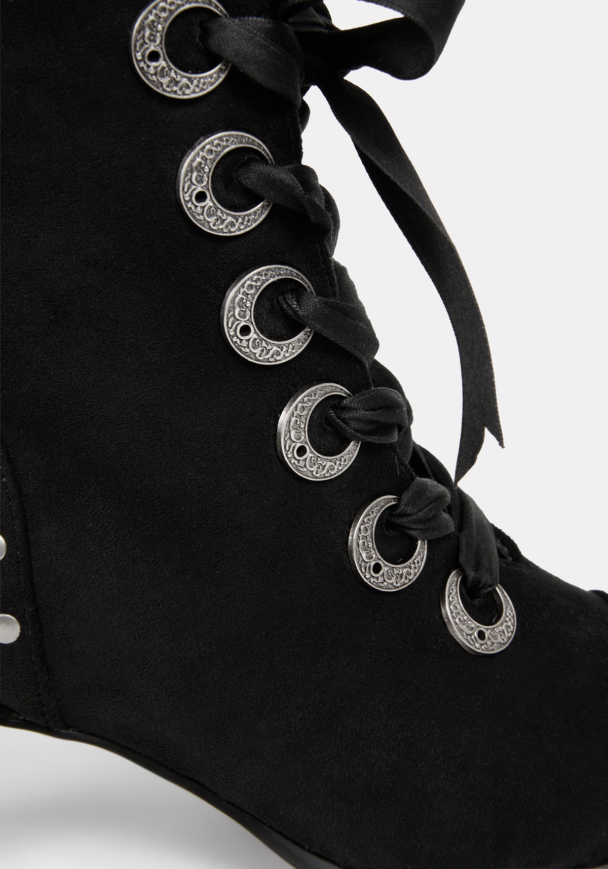 Morvella Pointed Studded Boots US 8