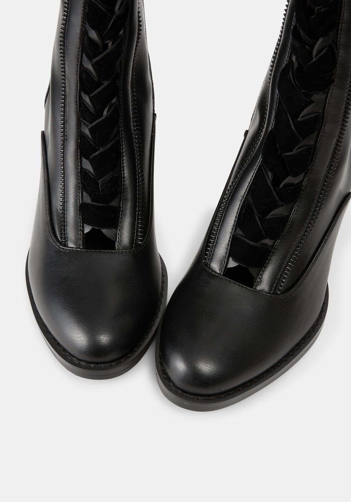 Lileena Heeled Lace Up Boots US 8