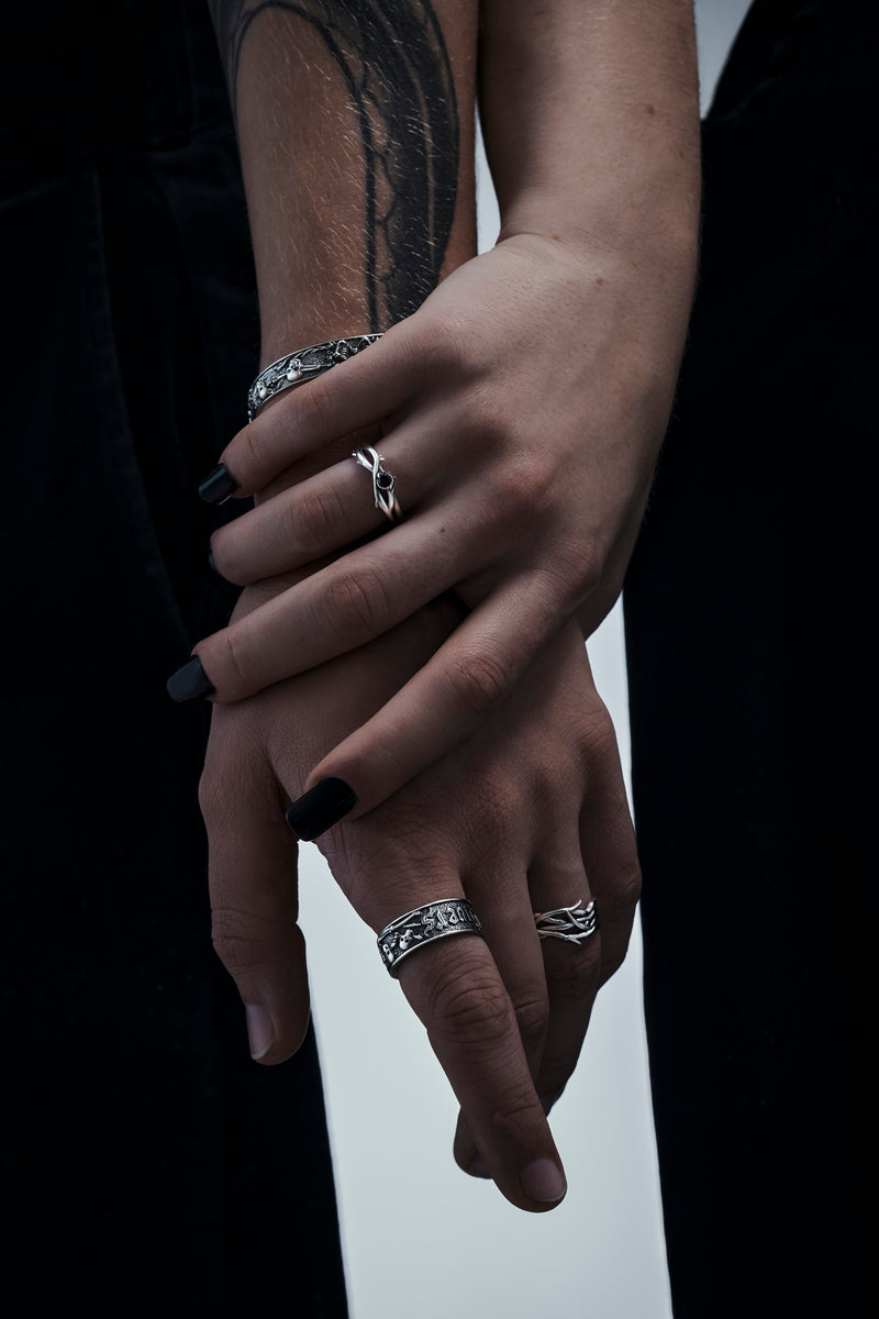 Rosethorn Sterling Silver Band - Women's