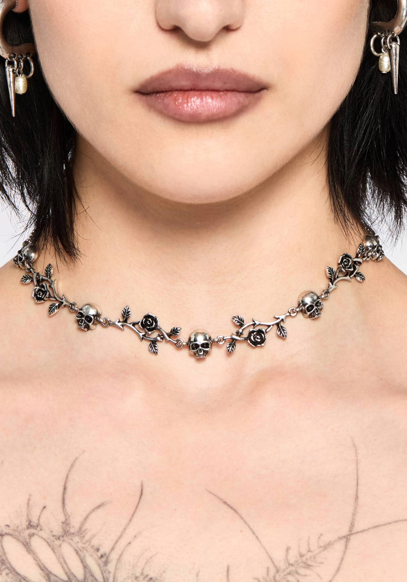 Sezora Rose Skull Choker – Disturbia
