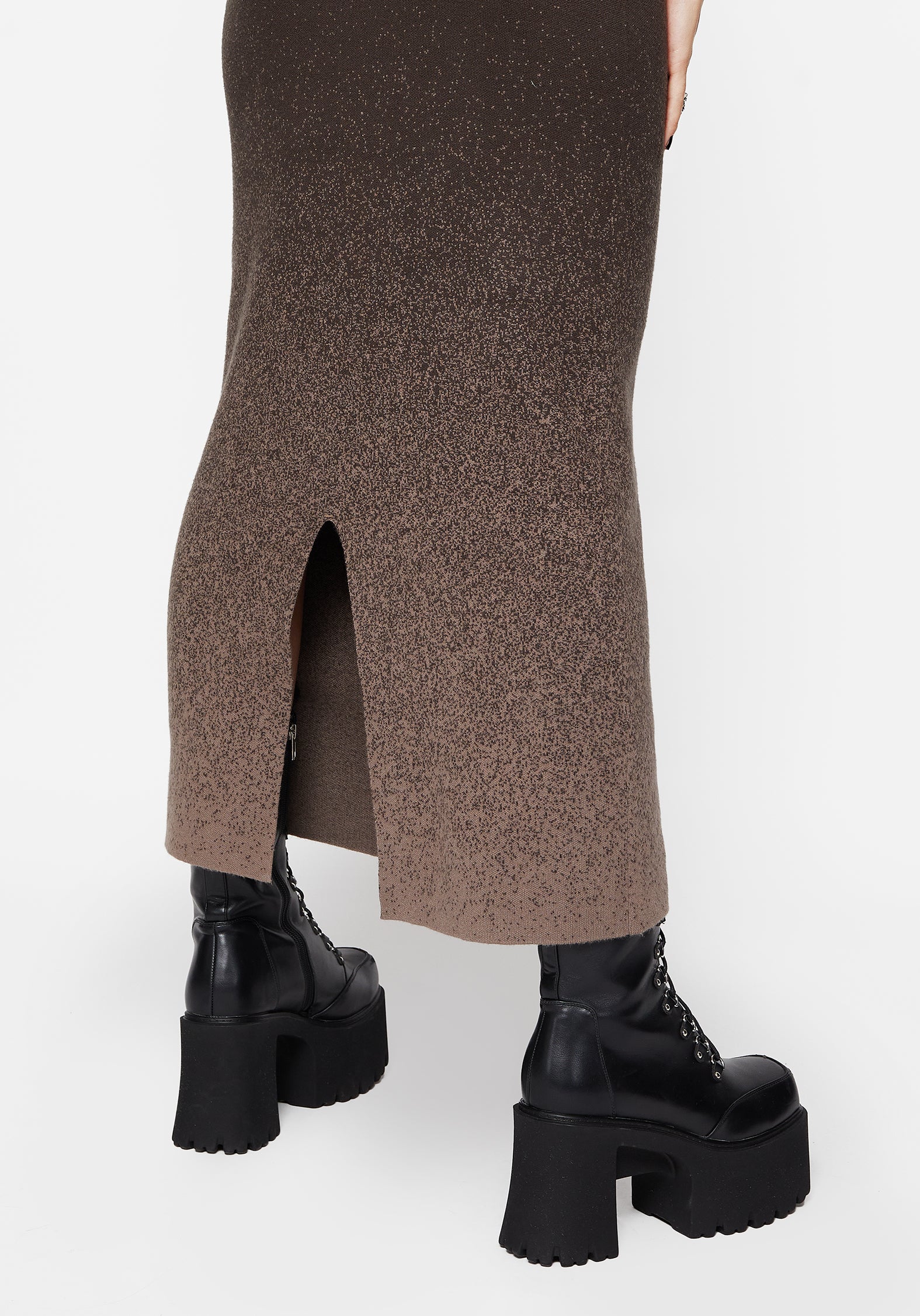 Nightjar Ombre Knit Maxi Skirt - Taupe – Disturbia