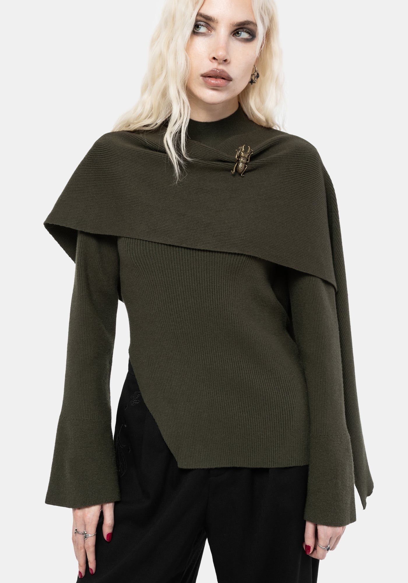 Symphony Scarf Cape Flare Knit Top – Disturbia