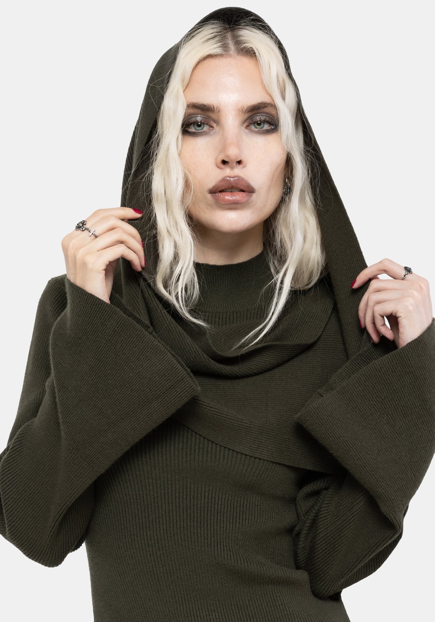 Symphony Scarf Cape Flare Knit Top – Disturbia