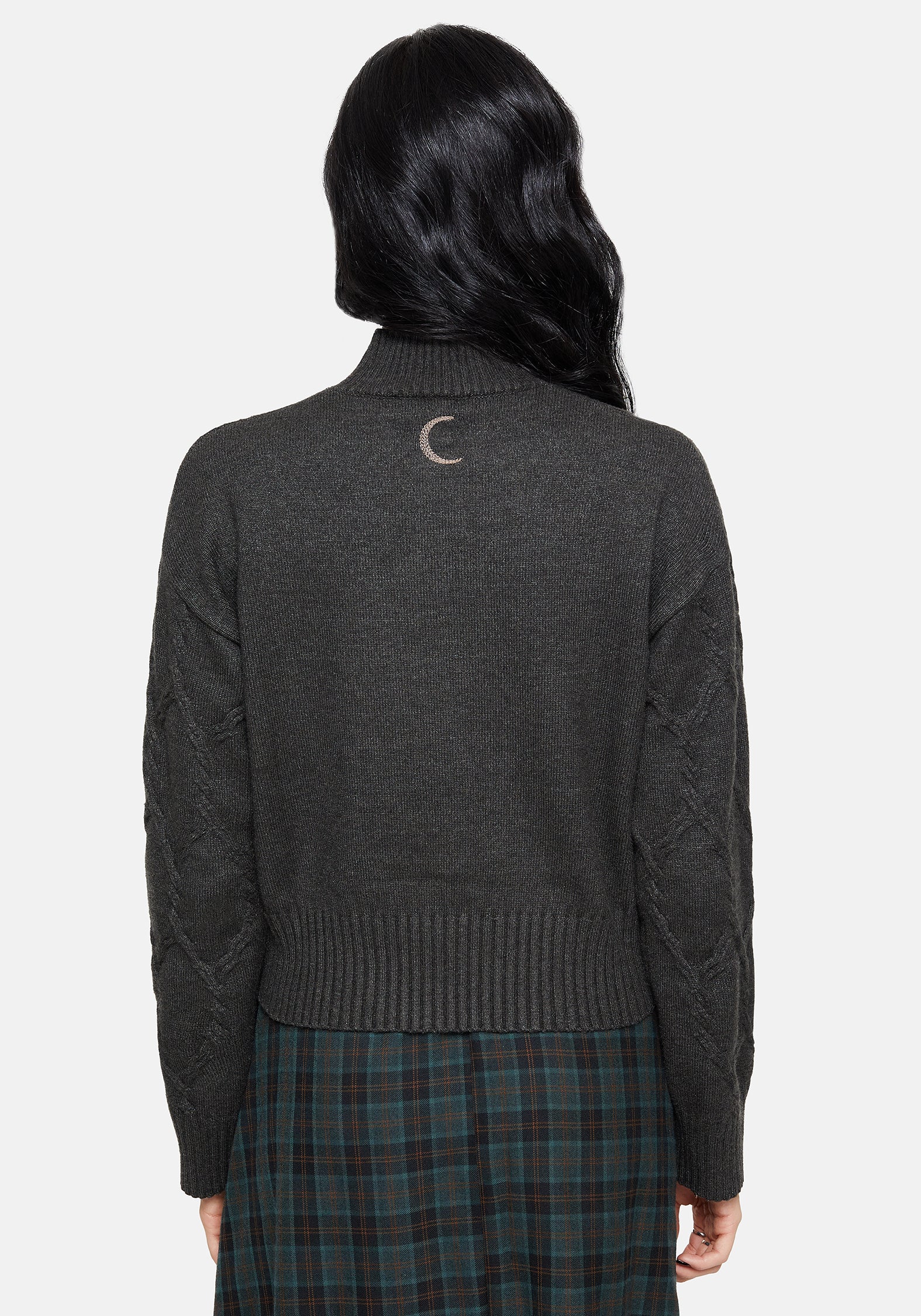 Abellona Embroidered Cable Knit Sweater