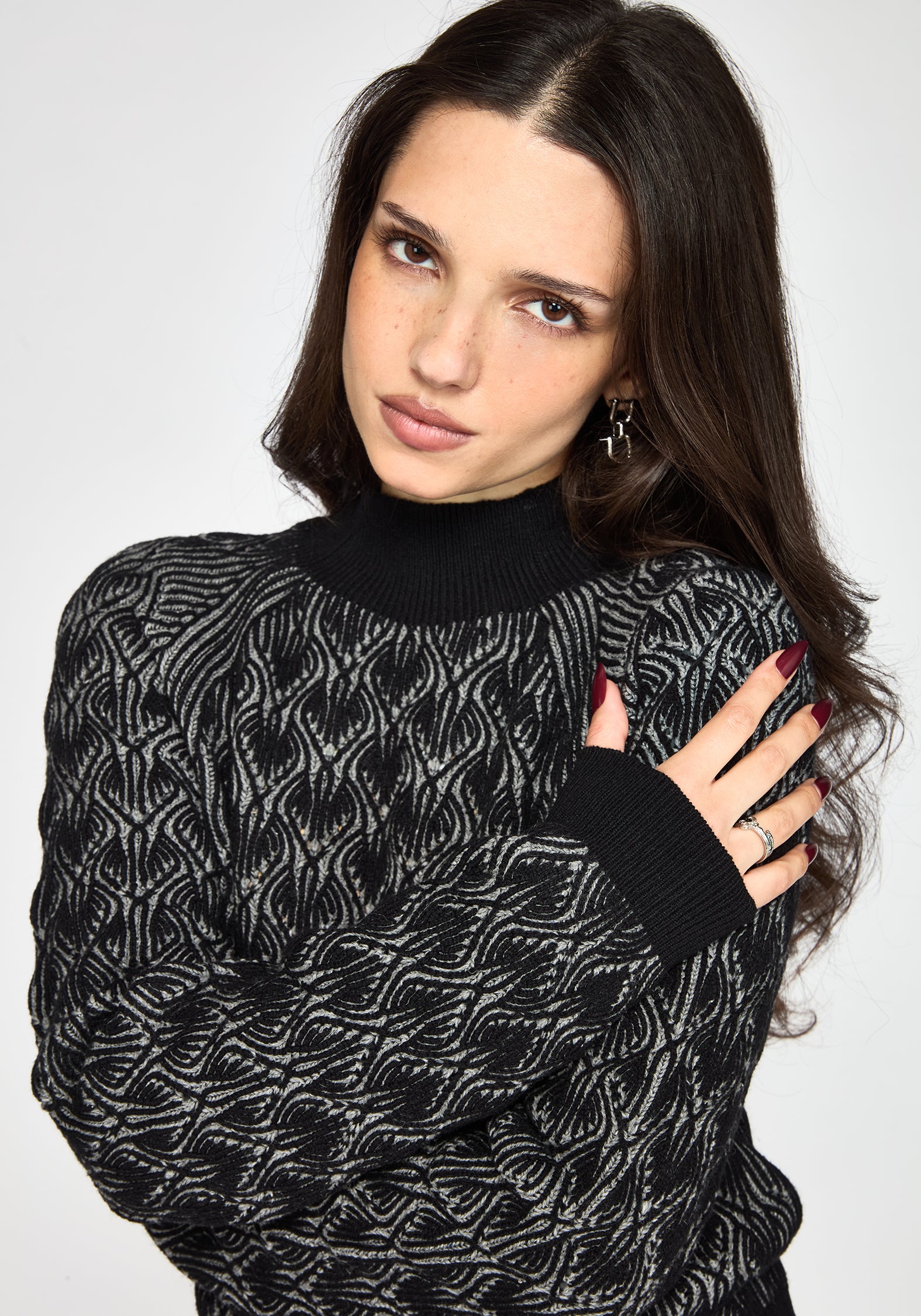 Edna Cotton Leaf Ribbed Funnel Neck Sweater - Black