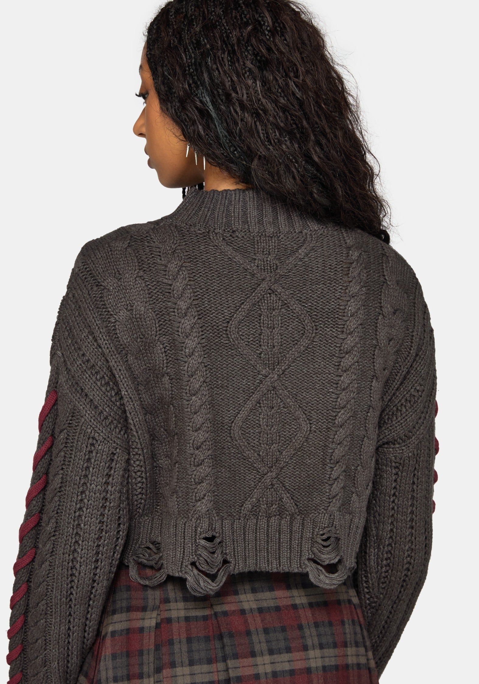 Skulk Distressed Cable Knit Crop Sweater - Charcoal – Disturbia