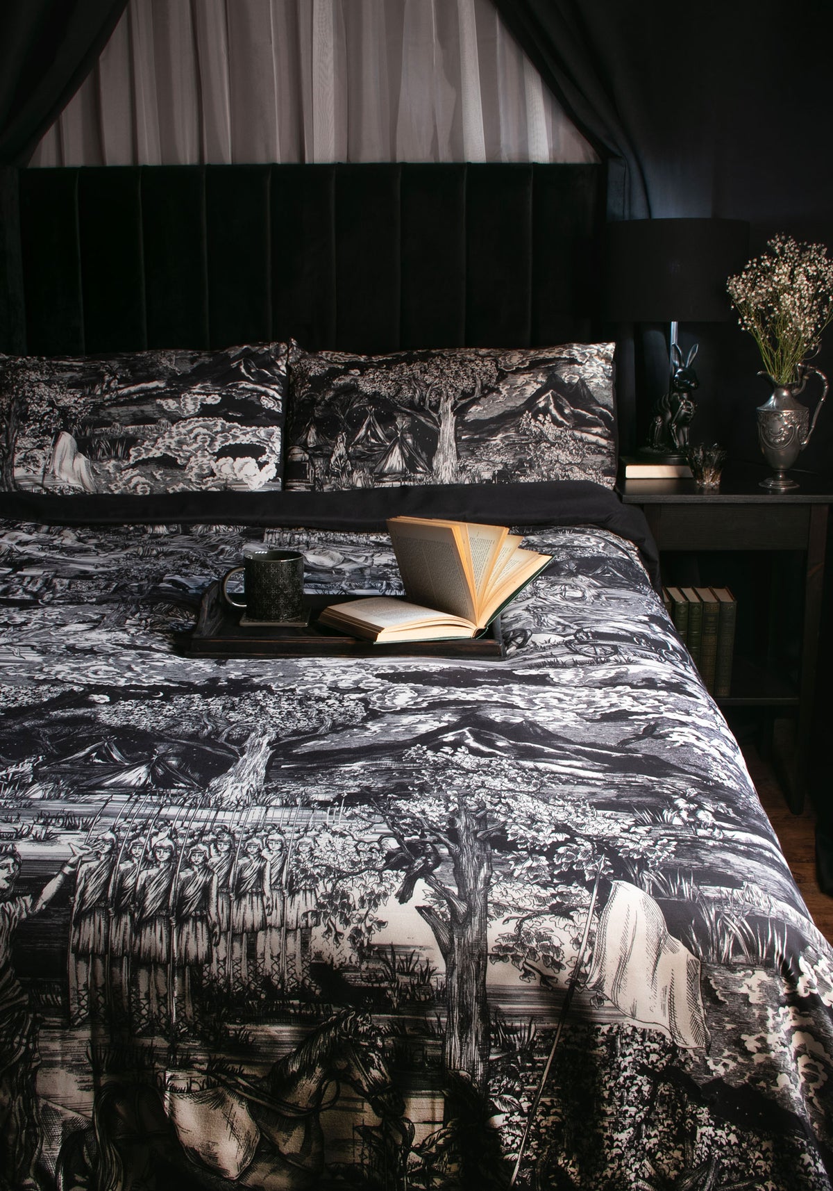 Boudicca Bedding Set (US King)