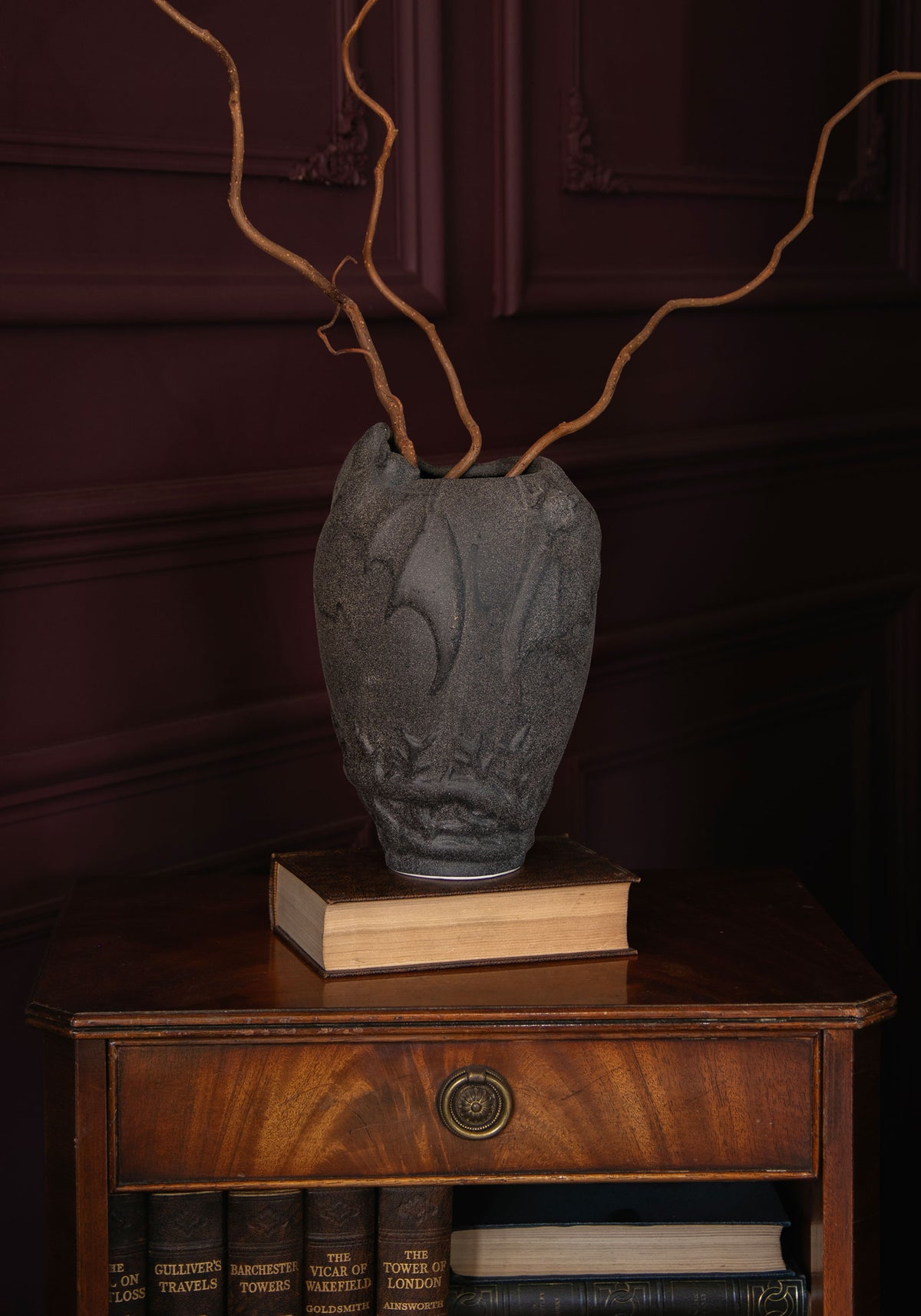 Dreadmorne Bat Vase