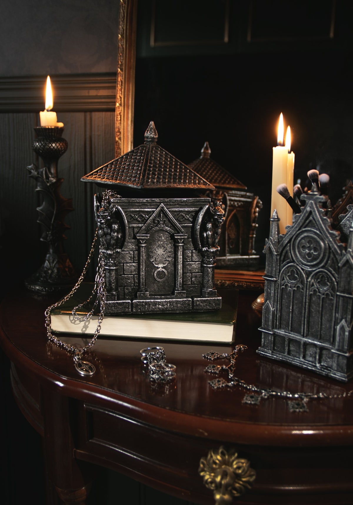 Mausoleum Trinket Pot