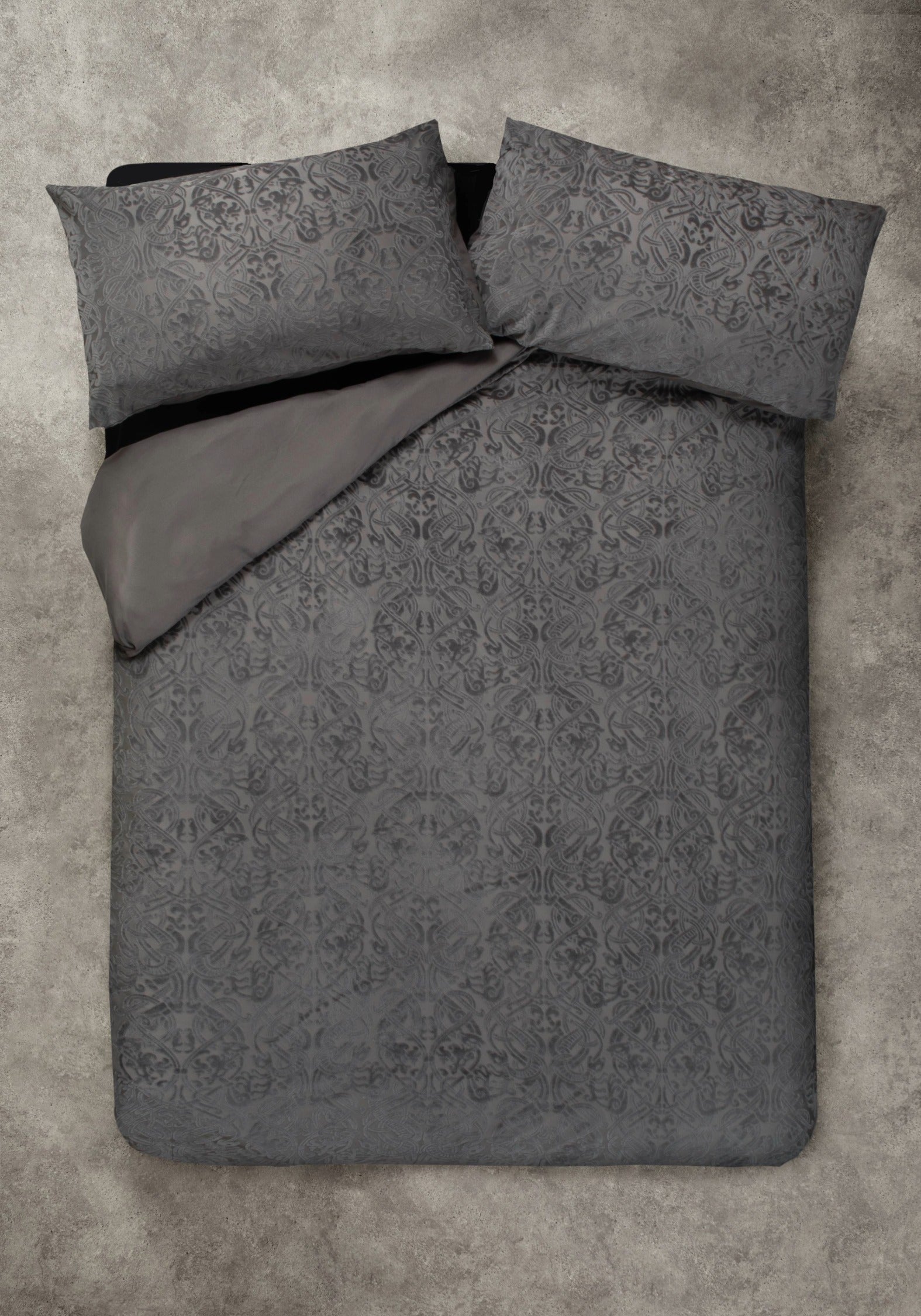 Branwyn Dragon Velvet Bedding (US Queen)