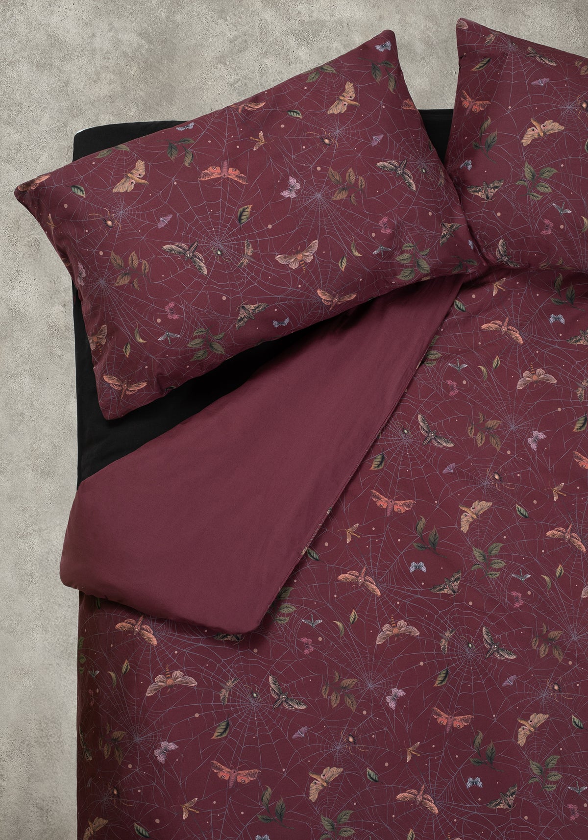 Celia Moth Web Bedding (US Queen)