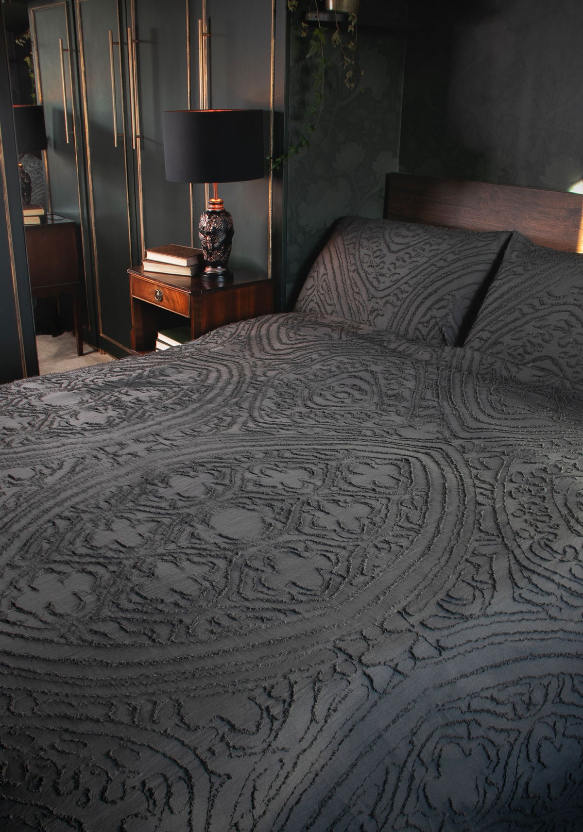 Veloria Cloisters Bedding (US King)