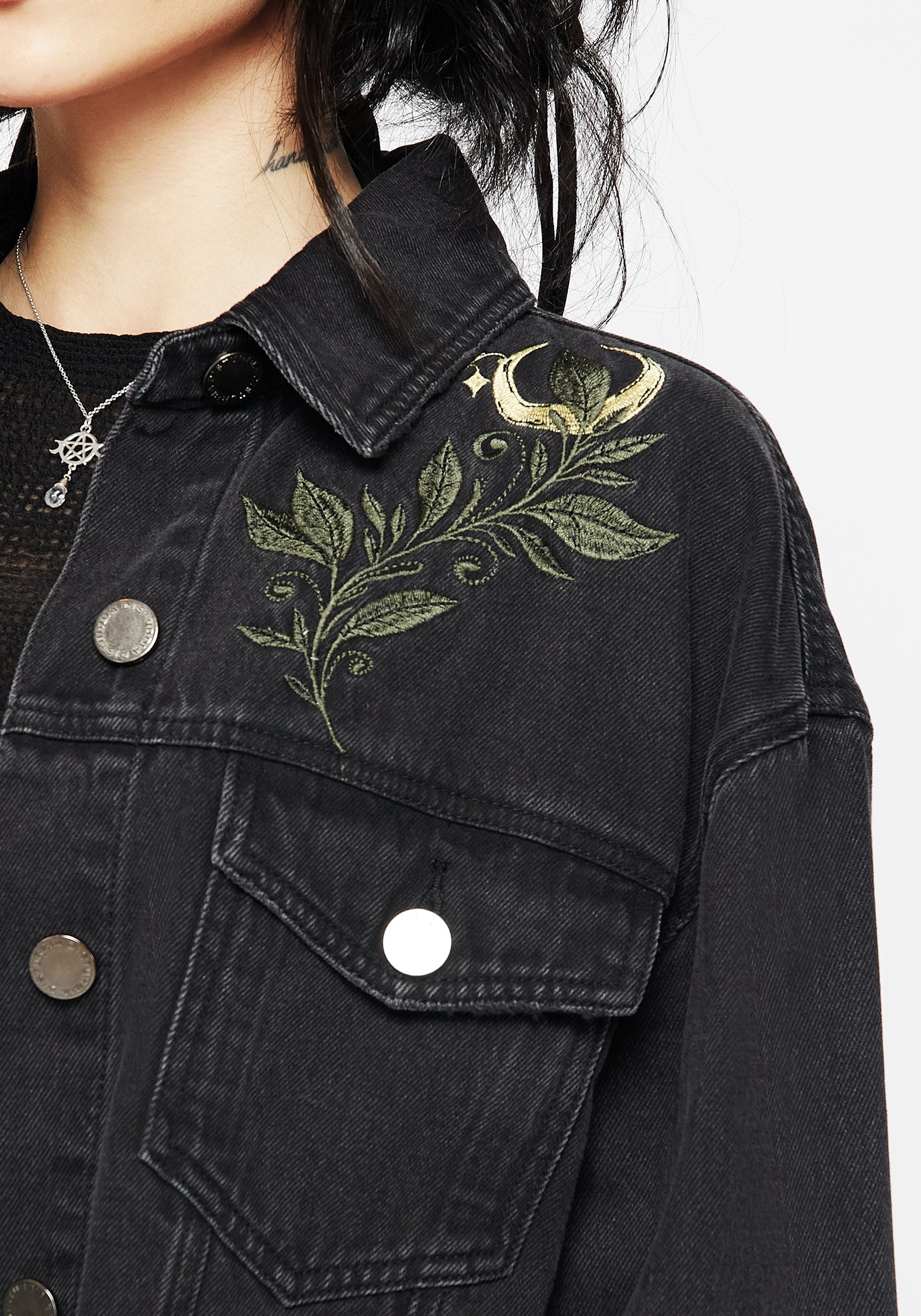Nirah Embroidered Crop Denim Jacket | Disturbia - Shop Women's