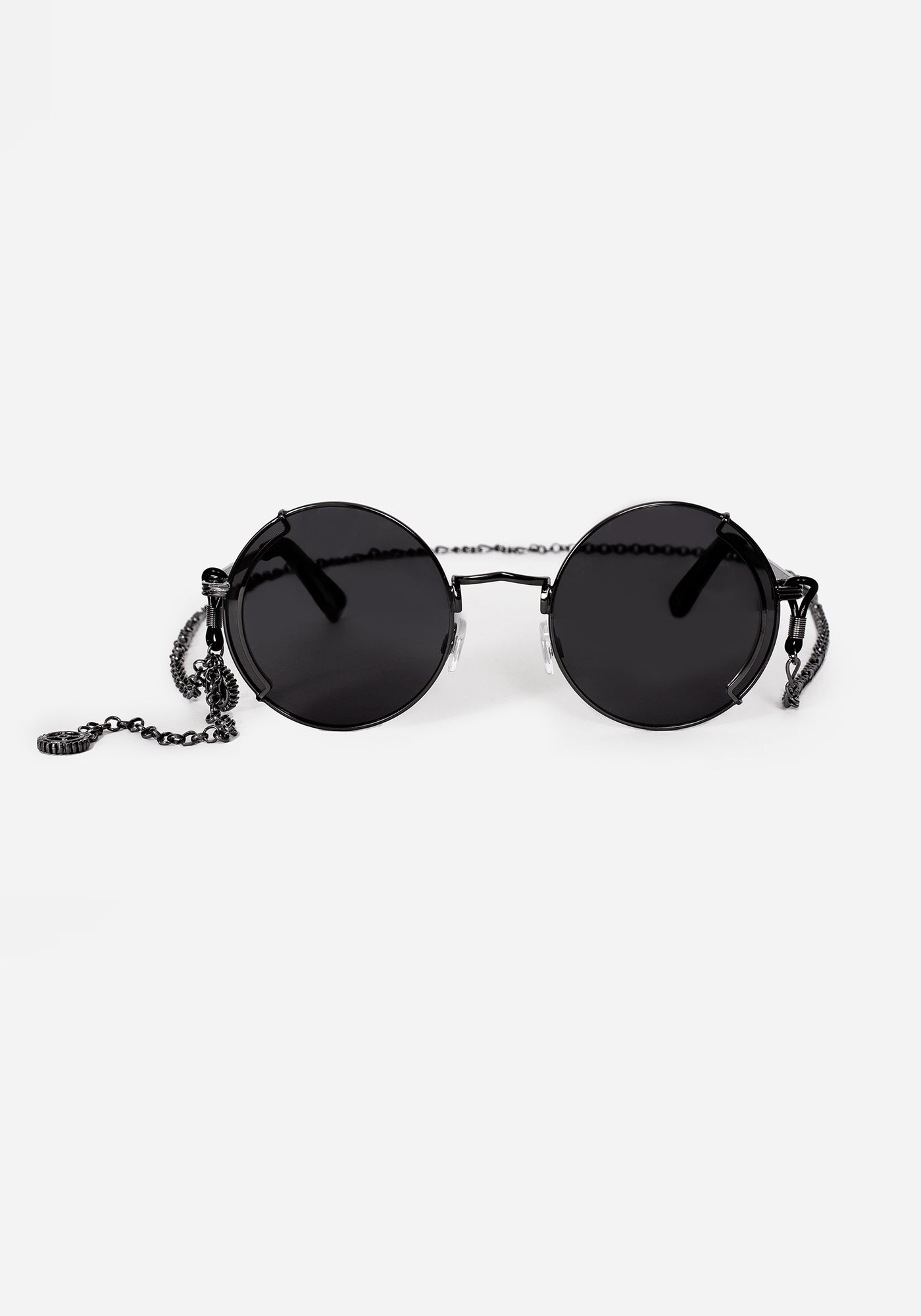 Emilie Round Sunglasses with Chain | Disturbia - Shop  display picture 2