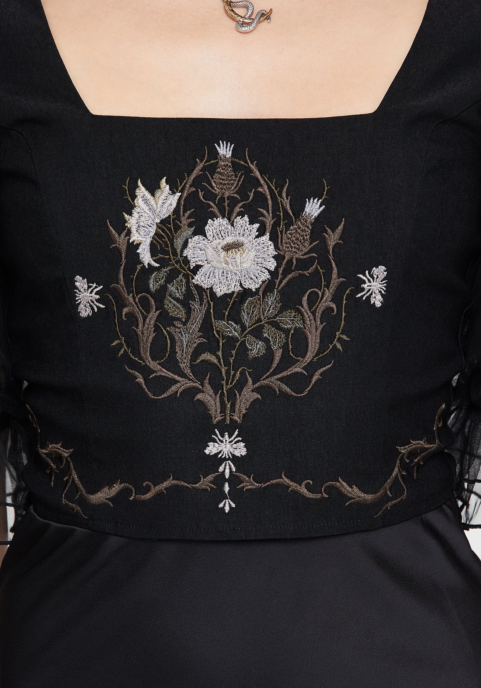 Silva Climbing Roses Embroidered Puff Sleeve Top