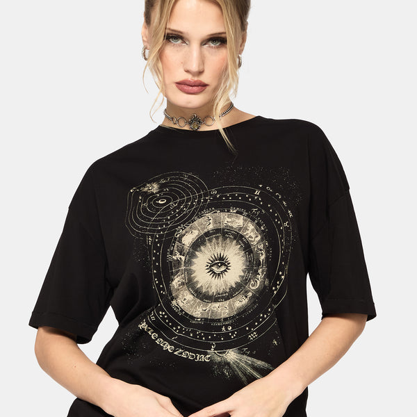 Elise Zodiac Celestial Print Oversized T-Shirt – Disturbia