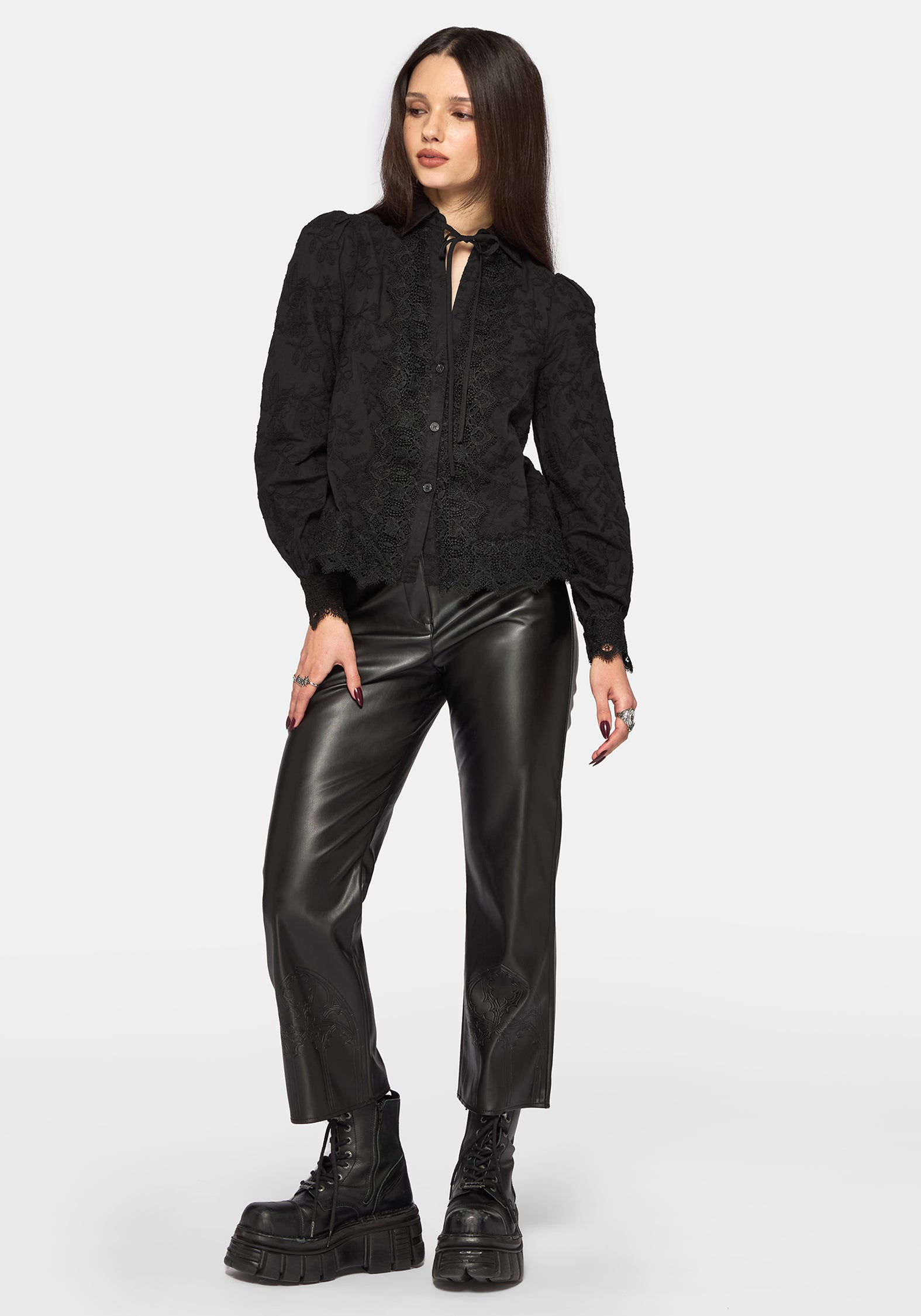 Lila Scallop Lace Open Collar Shirt – Disturbia