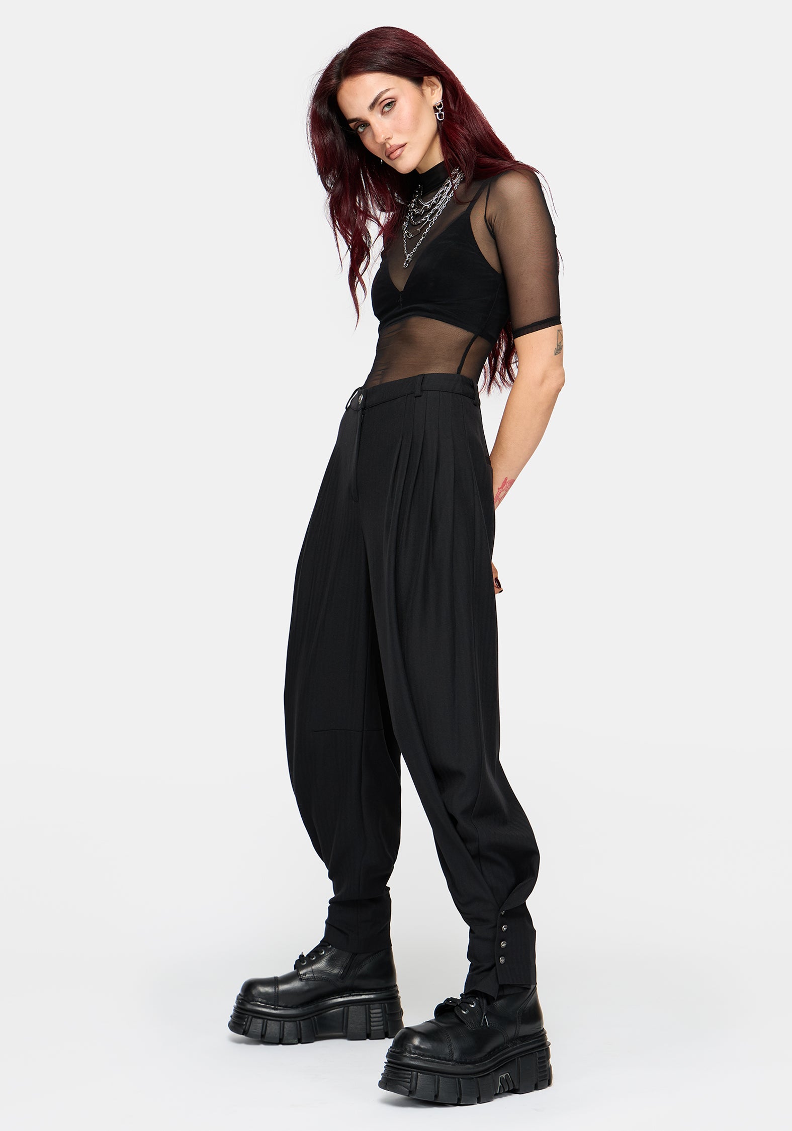Quinn Pleated Balloon Trouser – Disturbia